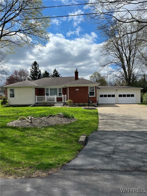 410 Tryon Drive, Lewiston, New York image 1