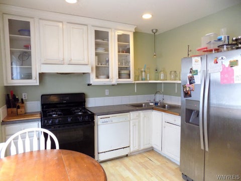 Tiny photo for 745 Mckinley Parkway, Buffalo, NY 14220 (MLS # B1701789)