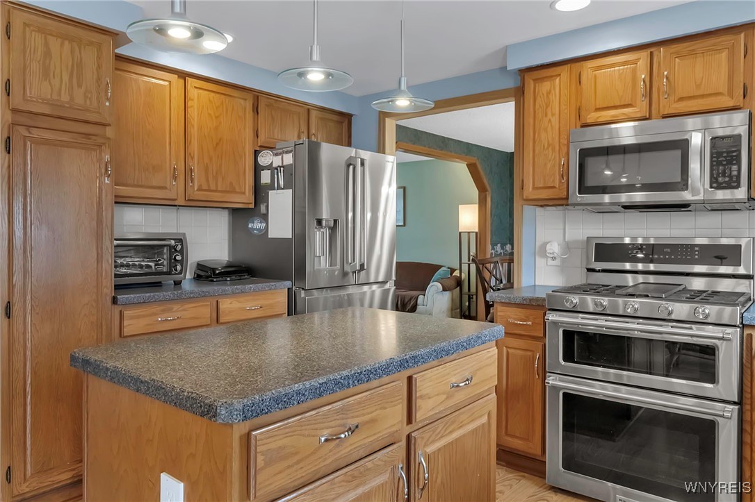 17 Southpoint Drive, Lancaster, New York image 17