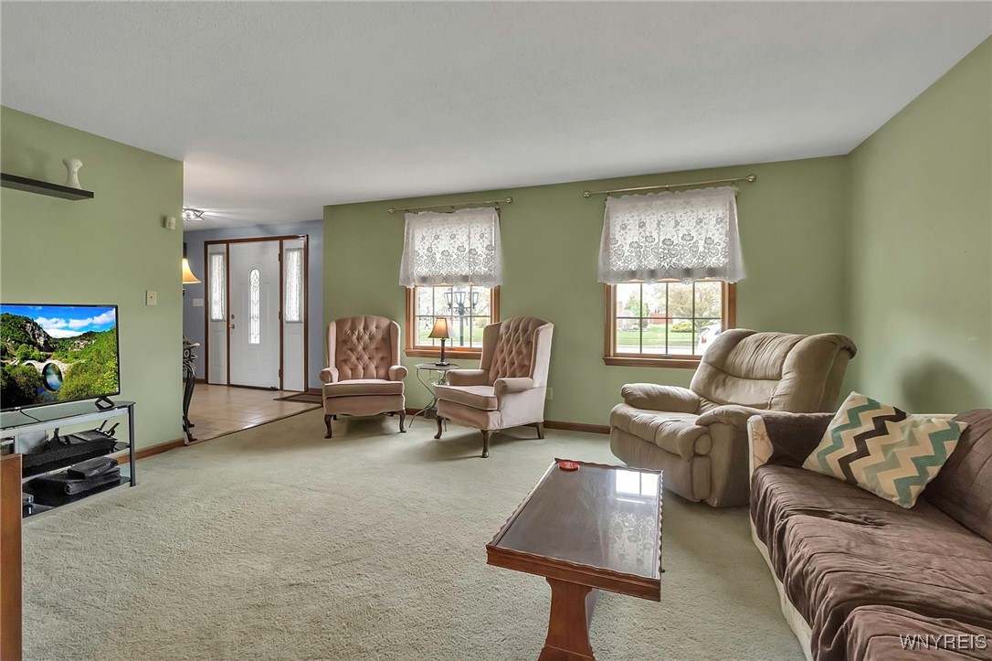 17 Southpoint Drive, Lancaster, New York image 12