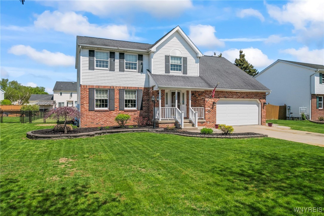 17 Southpoint Drive, Lancaster, New York image 2