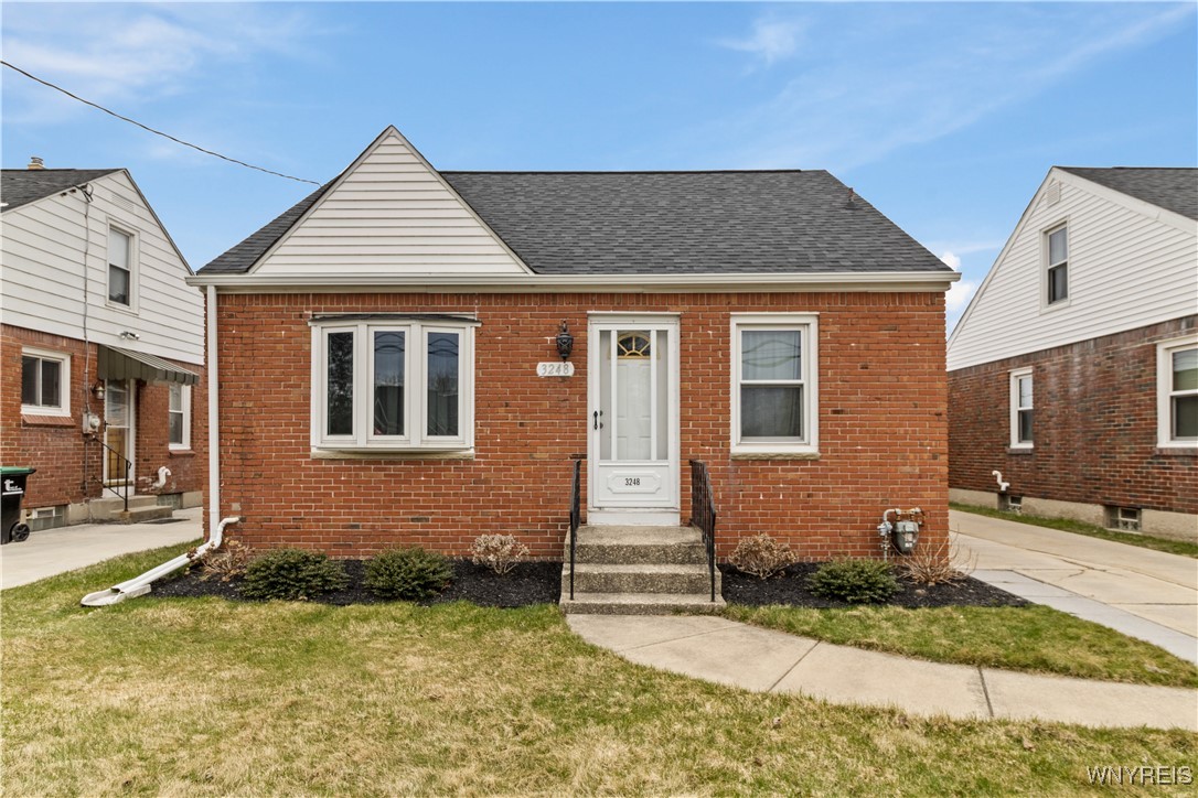 3248 Elmwood Avenue, Tonawanda, New York image 1