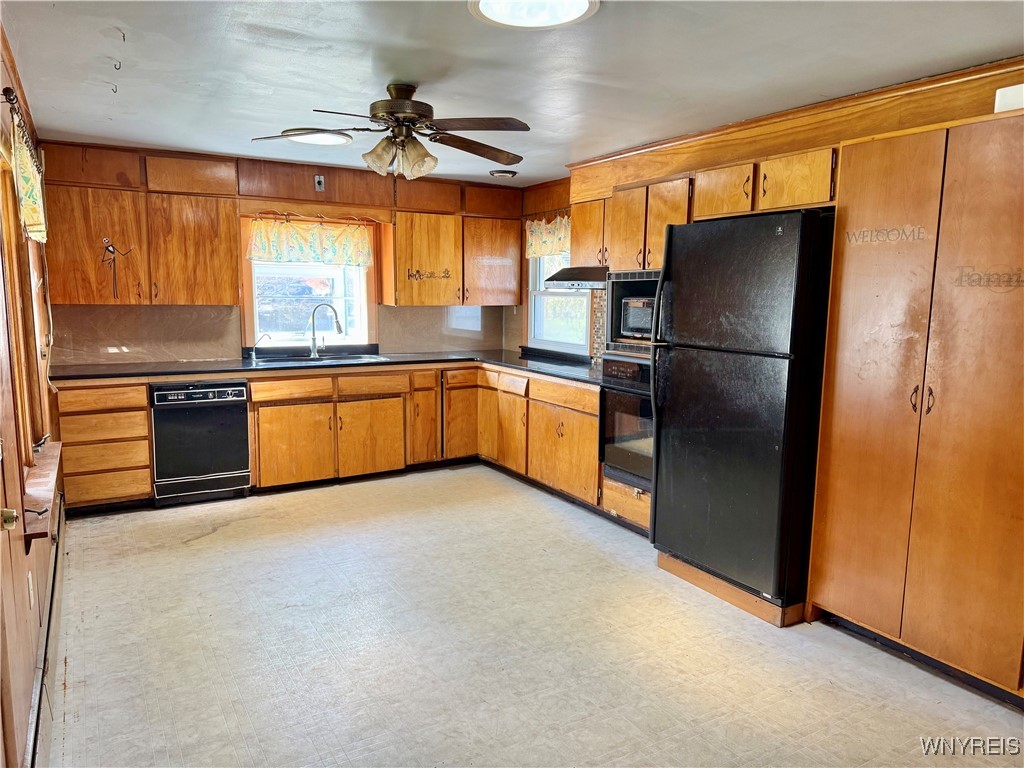 11152 S Lake Road, Pavilion, New York image 18