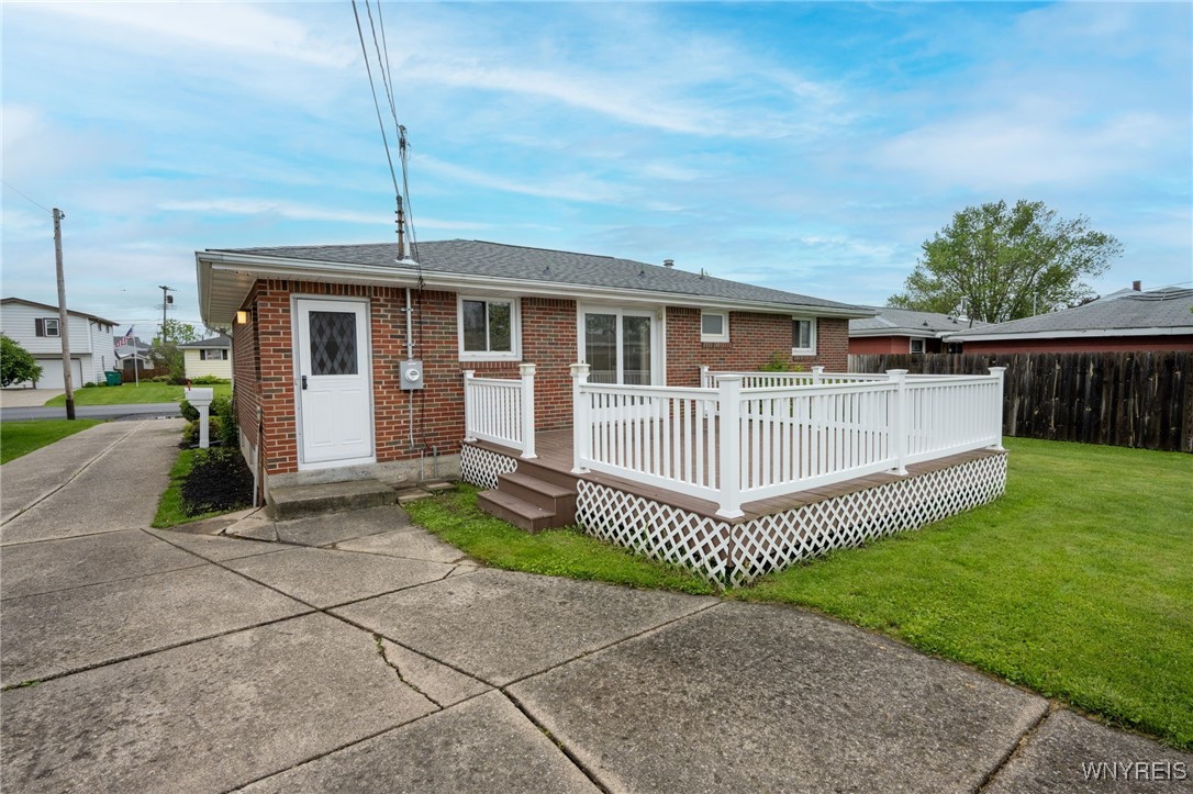 4314 Elmwood Avenue, Hamburg, New York image 30