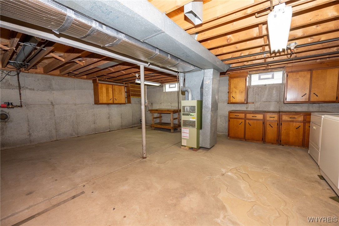 4314 Elmwood Avenue, Hamburg, New York image 23