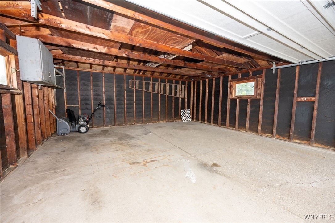 4314 Elmwood Avenue, Hamburg, New York image 32