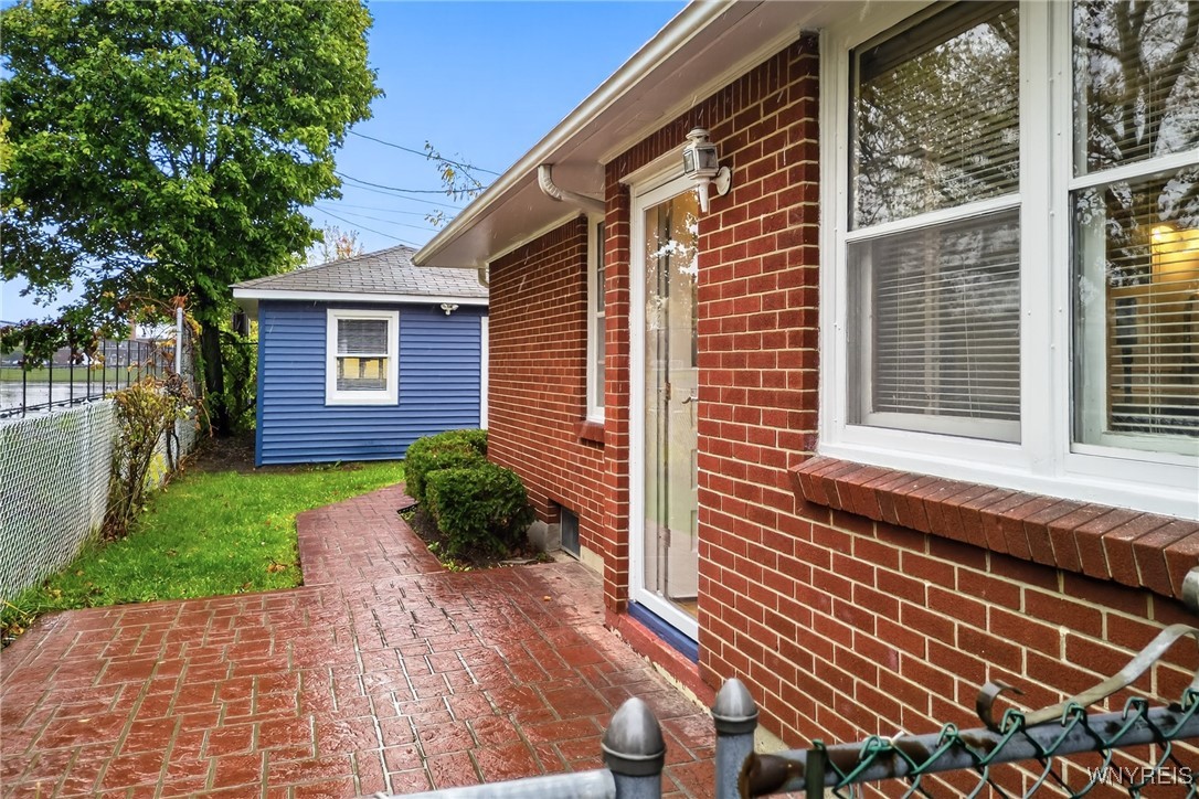 909 Colvin Boulevard