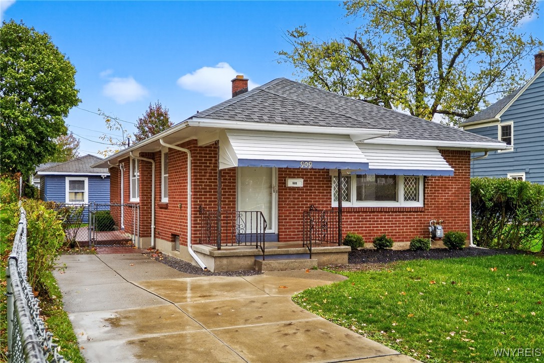 909 Colvin Boulevard