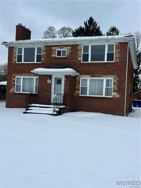 Photo of 49 S Youngs Road, Amherst, NY 14221 (MLS # B1660958)