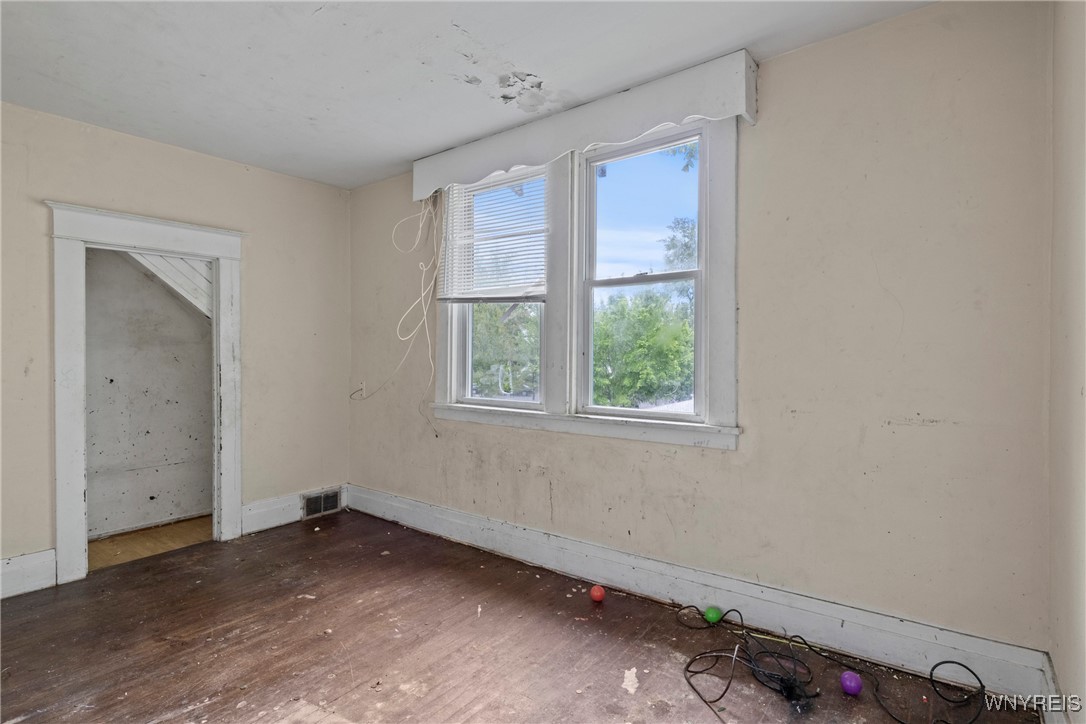 22 Bruce Street, Buffalo, New York image 19