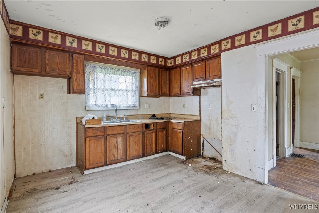 22 Bruce Street, Buffalo, New York image 12