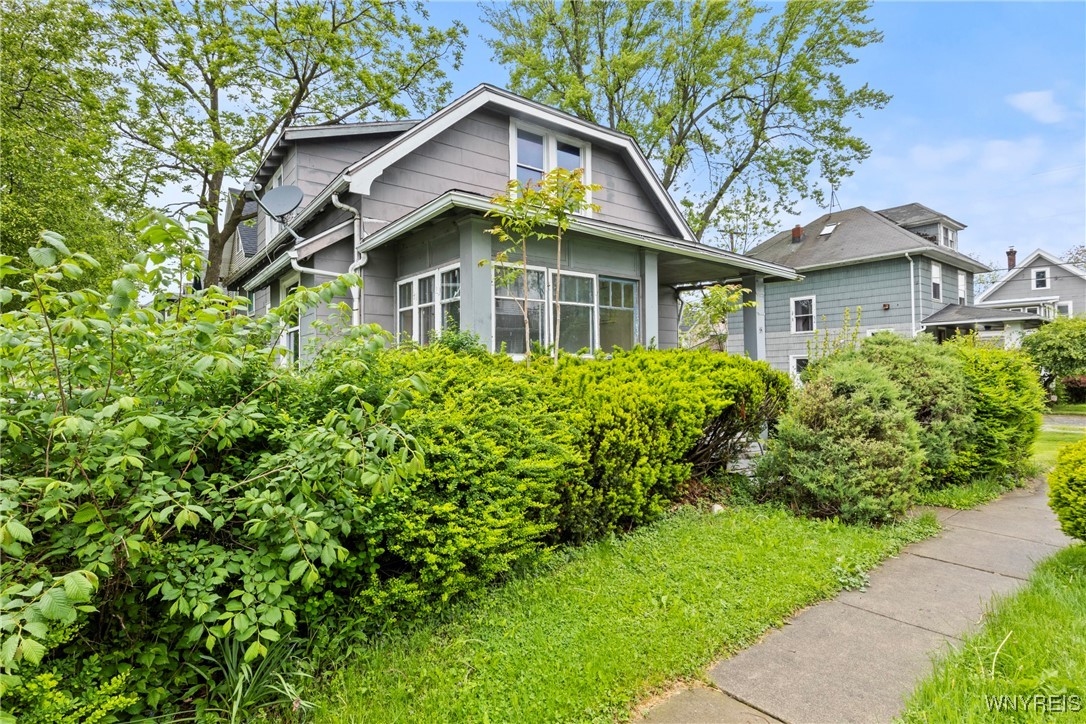 22 Bruce Street, Buffalo, New York image 3