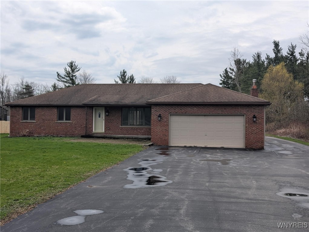 809 Erie Street, Lancaster, New York image 1
