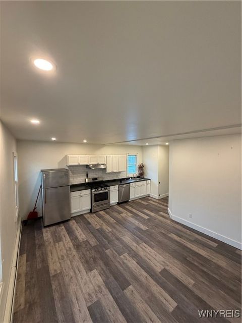 Tiny photo for 193 Vermont Street #Upper, Buffalo, NY 14213 (MLS # B1655348)