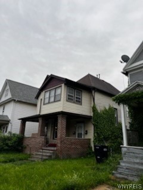 Multifamily For Sale - 542 10th Street<br/> Niagara County, Niagara Falls, NY 14301