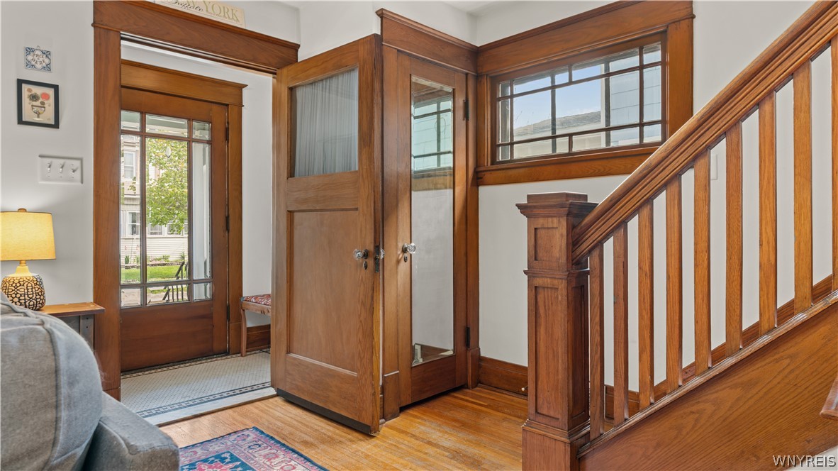 86 Lasalle Avenue