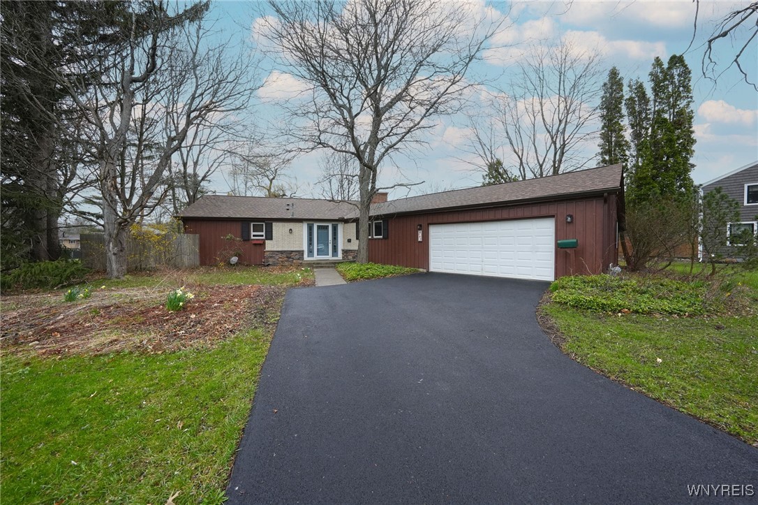 157 Highland Avenue, Orchard Park, New York image 1