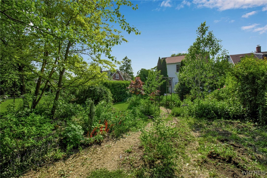78 Woodlawn Avenue, Lancaster, New York image 34