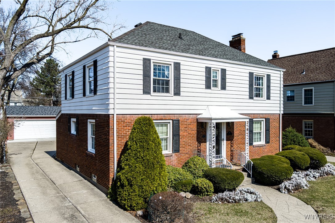 76 Deerhurst Park Boulevard, Tonawanda, New York image 2