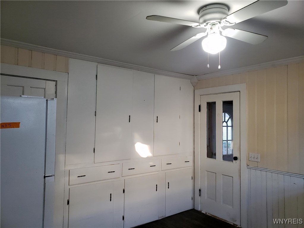 Shelby, New York 14103, United States, 3 Bedrooms Bedrooms, ,2 BathroomsBathrooms,Residential,Active,222150