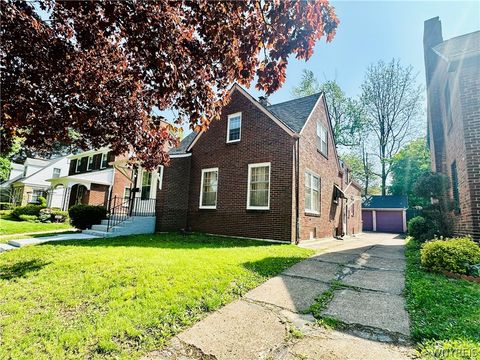 Homes For Sale - 39 Benwood Avenue<br/> Buffalo, NY 14214