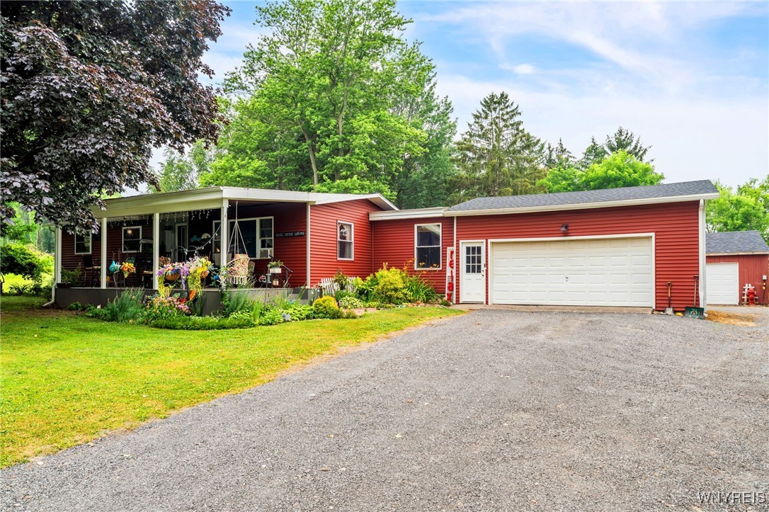 Albion, New York 14411, United States, 3 Bedrooms Bedrooms, ,1 BathroomBathrooms,Residential,Active,171668