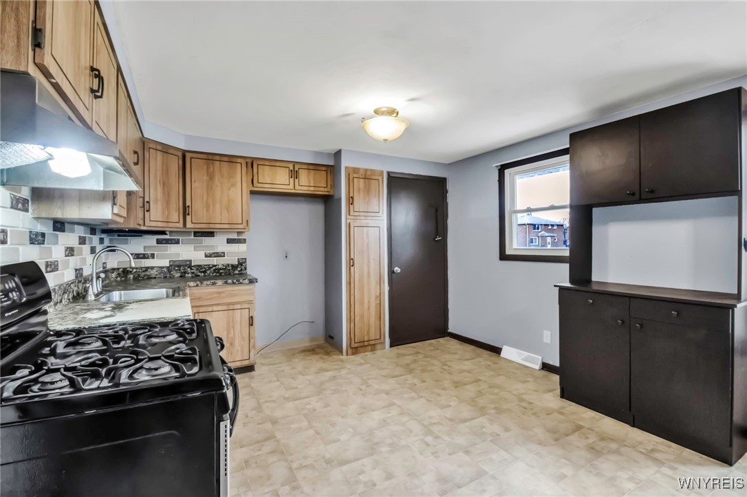 146 Poinciana Parkway, Cheektowaga, New York image 11