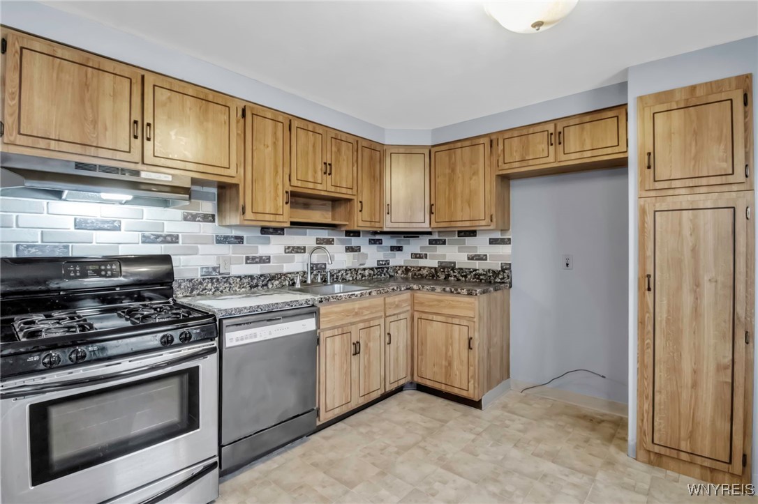 146 Poinciana Parkway, Cheektowaga, New York image 10