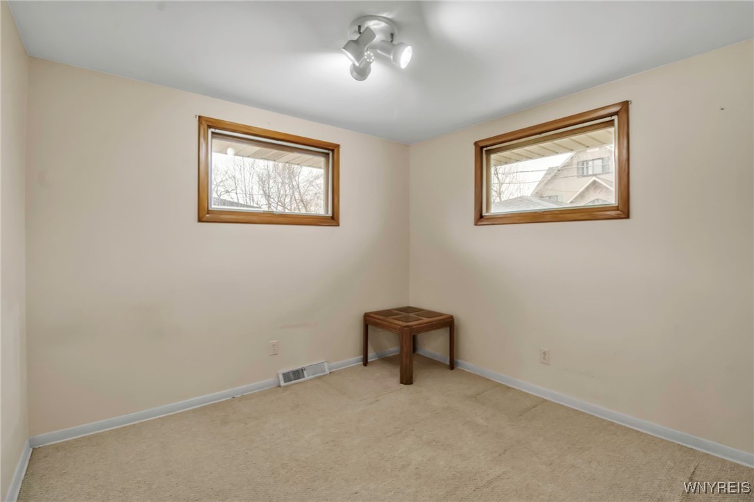 146 Poinciana Parkway, Cheektowaga, New York image 19