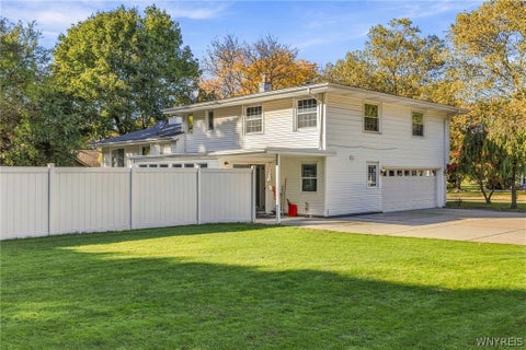 Tiny photo for 456 Fort Gray Drive, Lewiston, NY 14092 (MLS # B1724039)