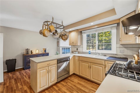 Tiny photo for 456 Fort Gray Drive, Lewiston, NY 14092 (MLS # B1724039)