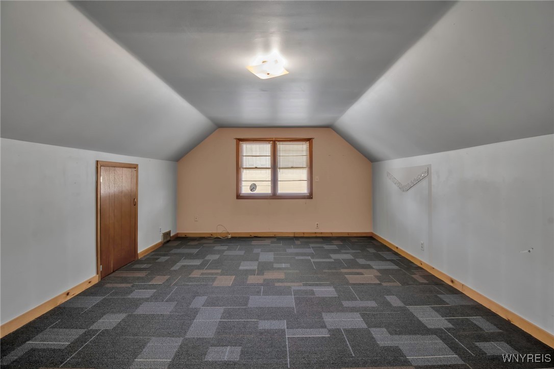3590 Salisbury Avenue, Hamburg, New York image 24