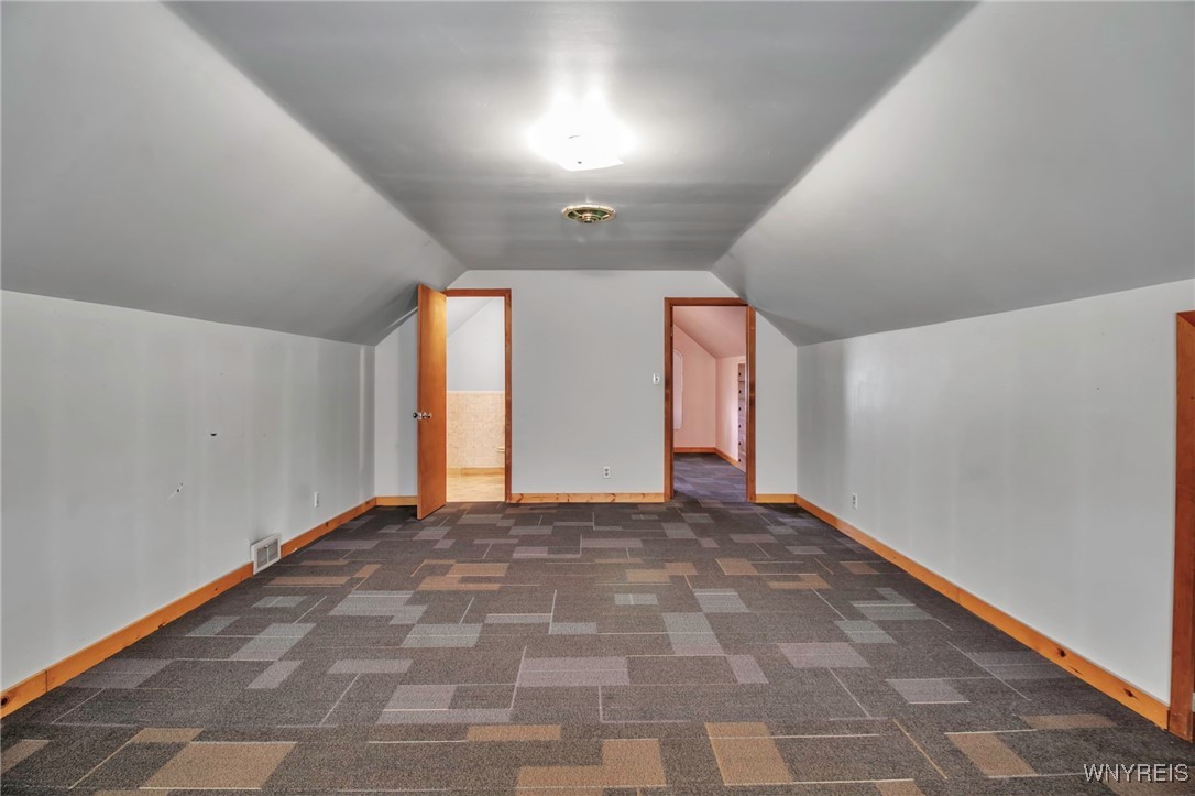 3590 Salisbury Avenue, Hamburg, New York image 25