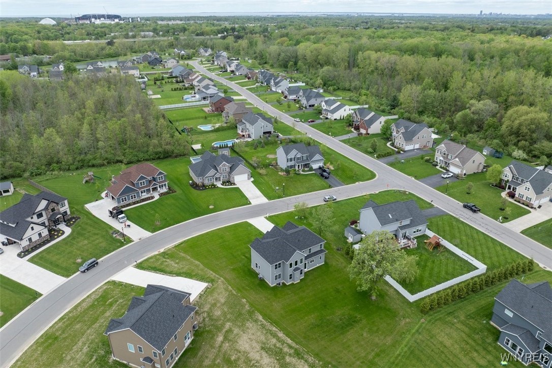 23 Wentworth Drive, Orchard Park, New York image 32