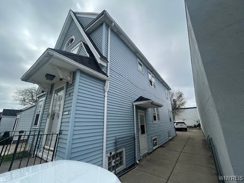 21 Sanders Road