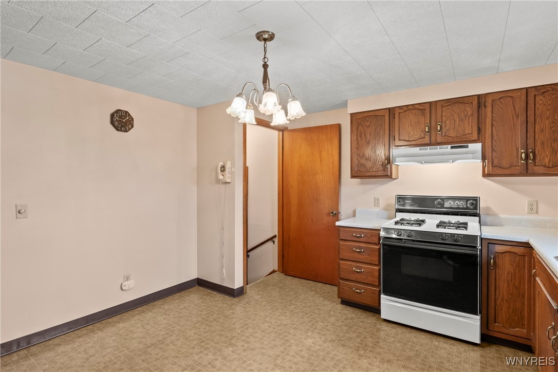 308 Claudette Court, Cheektowaga, New York image 6