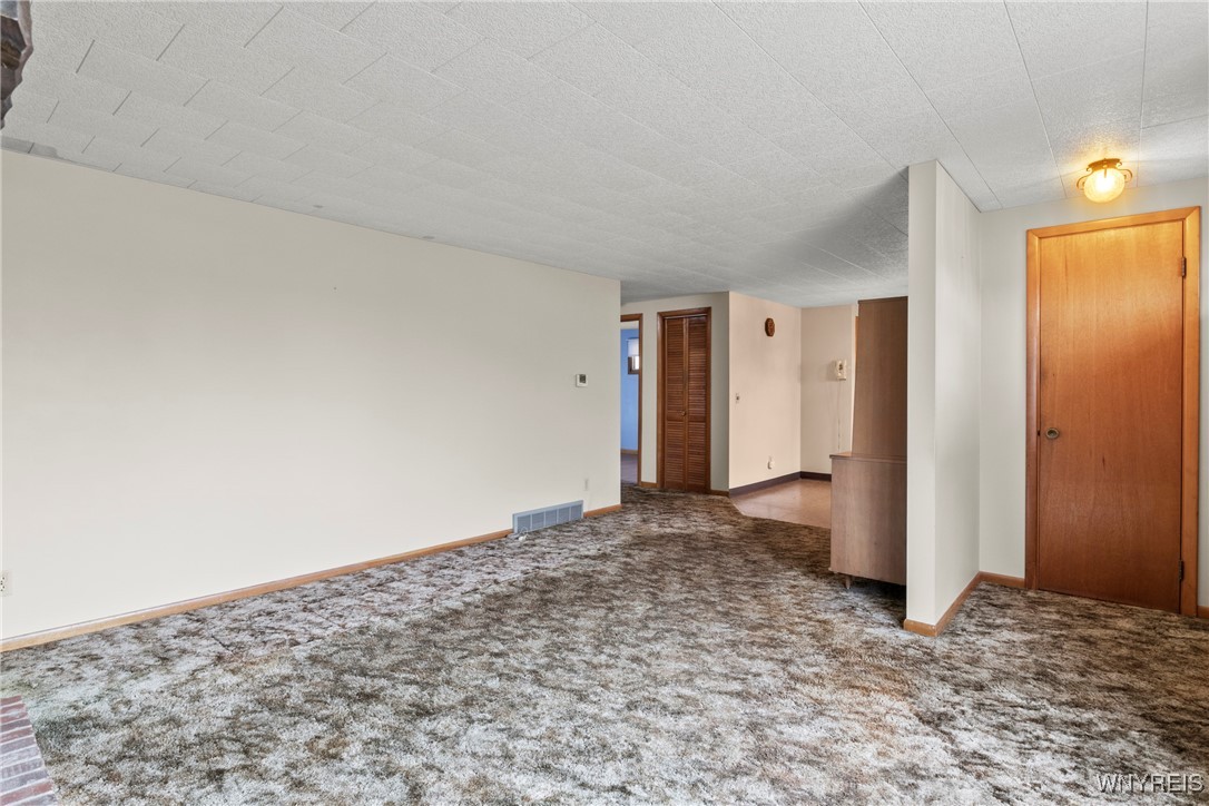 308 Claudette Court, Cheektowaga, New York image 9