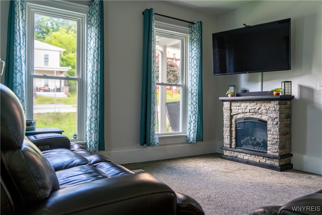 Murray, New York 14470, United States, 5 Bedrooms Bedrooms, ,2 BathroomsBathrooms,Residential,Pending,202904