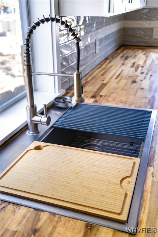 Murray, New York 14470, United States, 5 Bedrooms Bedrooms, ,2 BathroomsBathrooms,Residential,Pending,202904