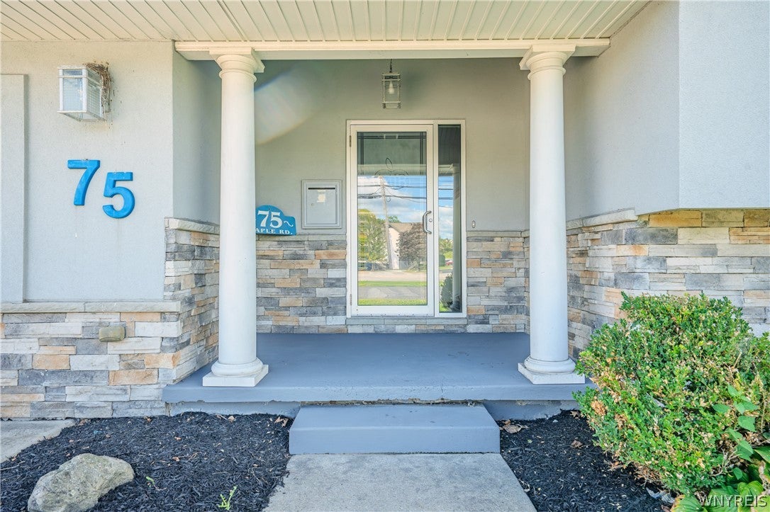 75 Maple Road