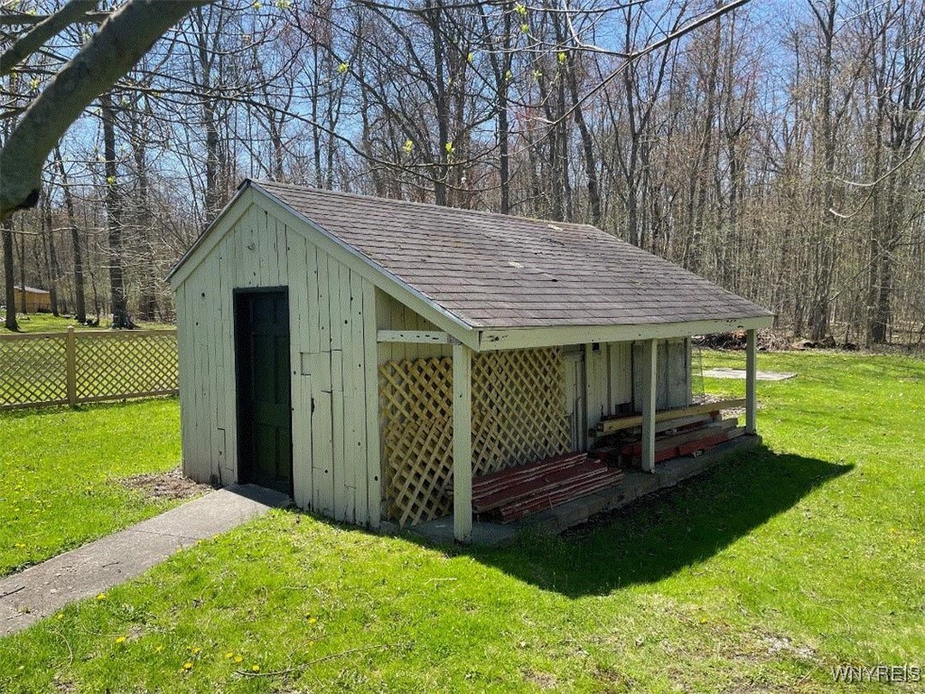 640 Baseline Road, Grand Island, New York image 29