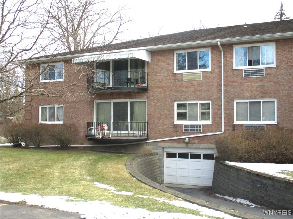 31 Park Lane Court, Amherst, New York image 3