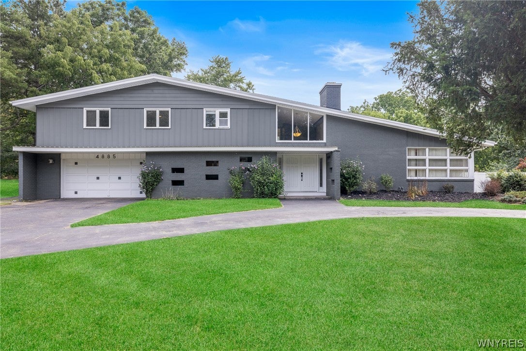 4885 Smiley Terrace