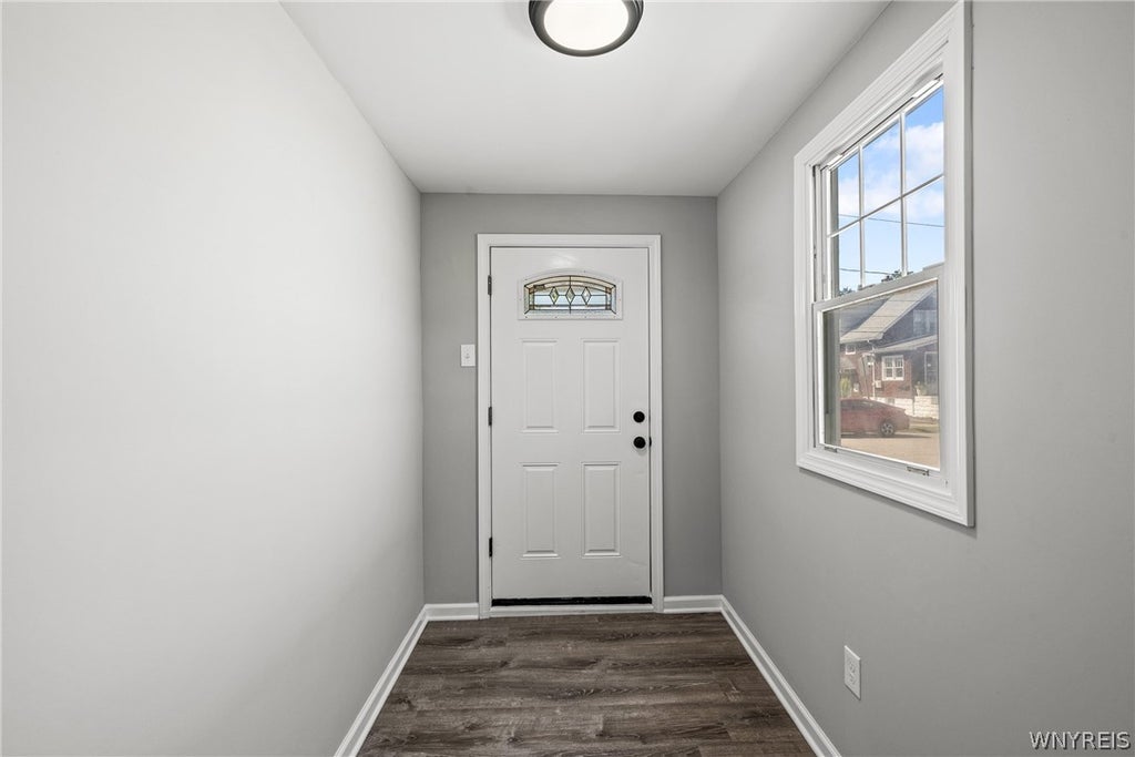 Photo of 14 Atwood Place, Cheektowaga, NY 14225 (MLS # B1704067)