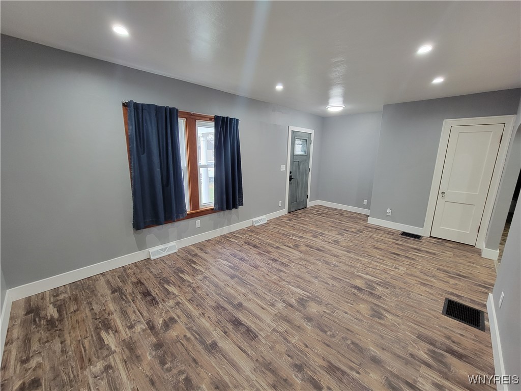 2761 The Heights Hts, Newfane, New York image 2