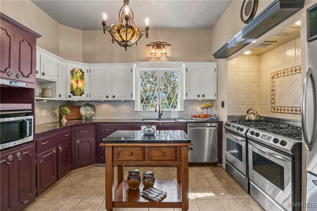 5938 Hyde Park Boulevard, Lewiston, New York image 12