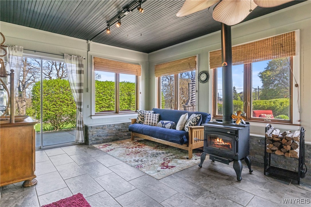 5938 Hyde Park Boulevard, Lewiston, New York image 25