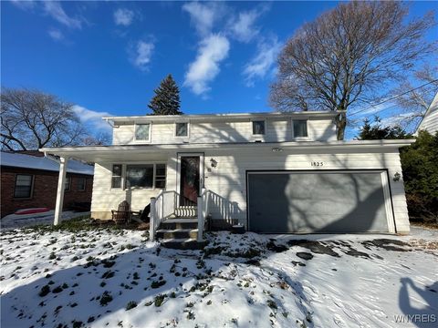 Photo of 1825 Winter Road, Grand Island, NY 14072 (MLS # B1653885)