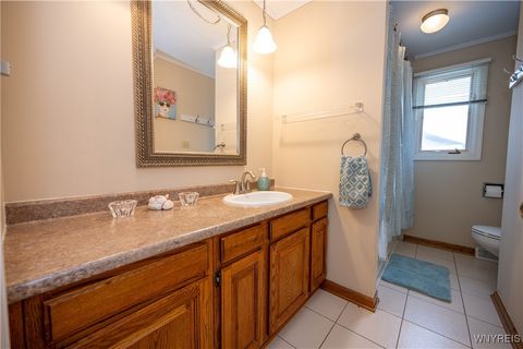 Tiny photo for 386 Old Oak Post Road, Amherst, NY 14051 (MLS # B1655202)