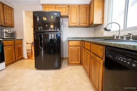 Tiny photo for 386 Old Oak Post Road, Amherst, NY 14051 (MLS # B1655202)